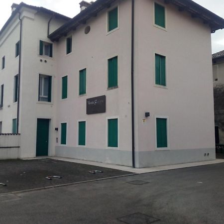 Residence Montegrappa Sandrigo Esterno foto